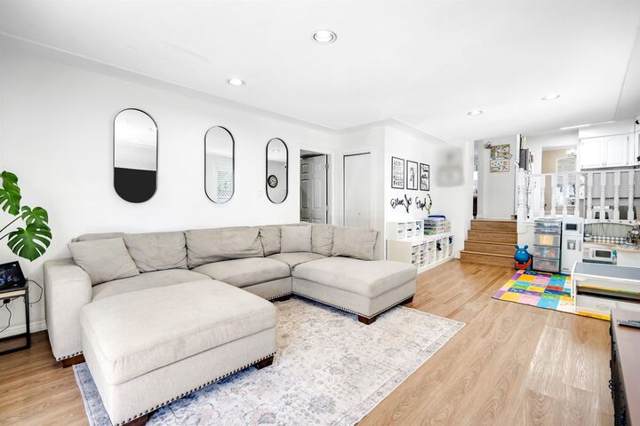 14596 89 Avenue — photo 1