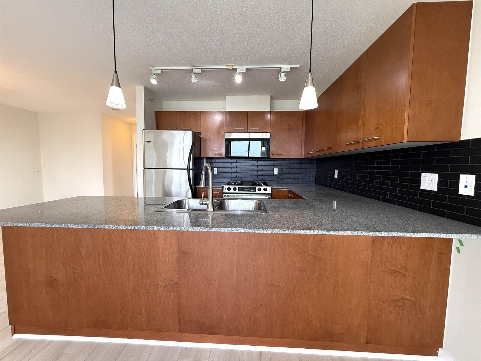 Property Photo:  4333 Central Boulevard 14xx  BC V5H 4X2 