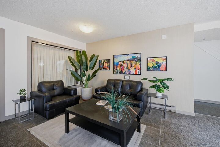 Property Photo: 1827 W 3rd Avenue Ph7 BC V6J 1K9