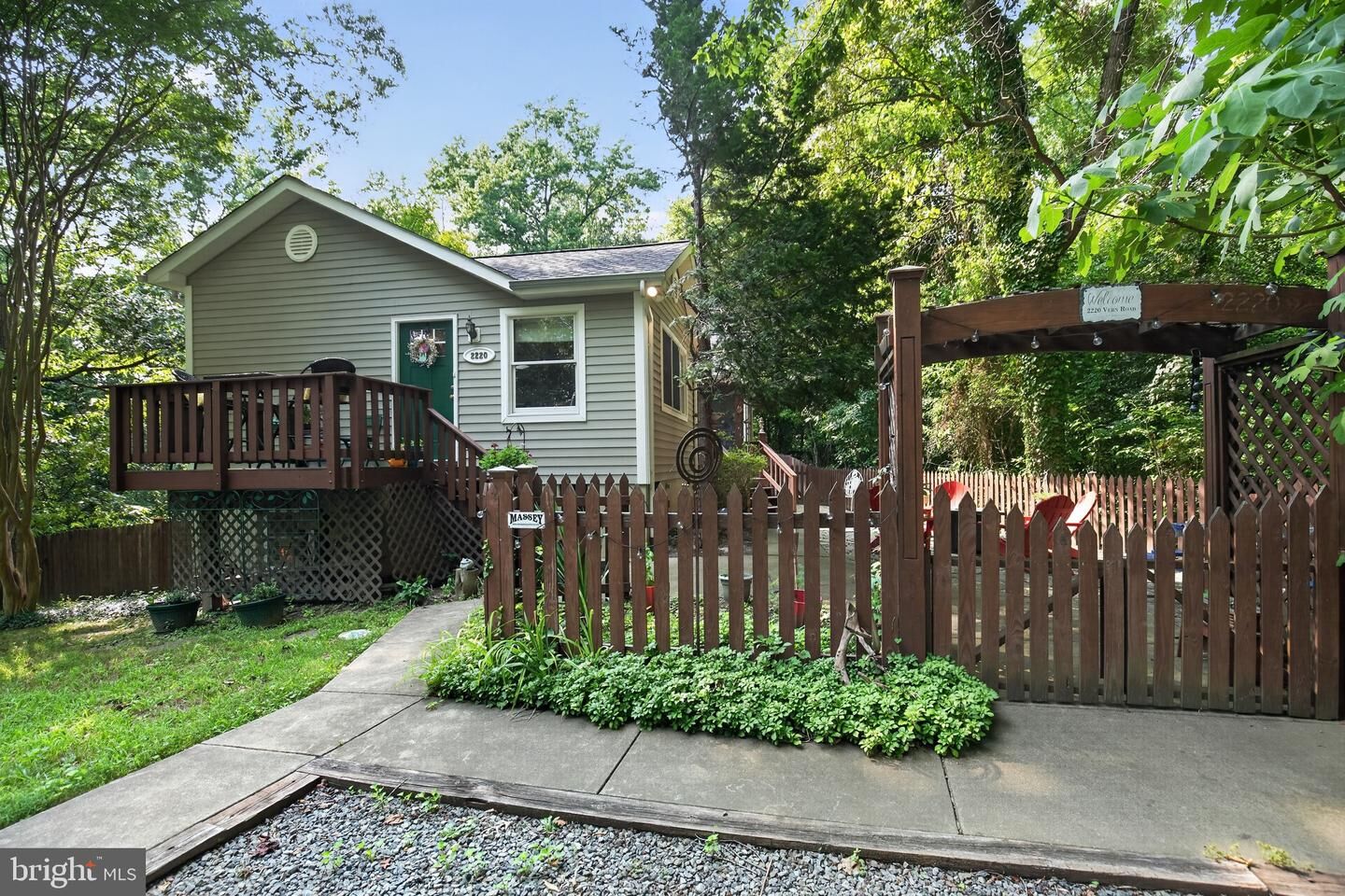Property Photo:  2220 Vern Road  MD 20676 