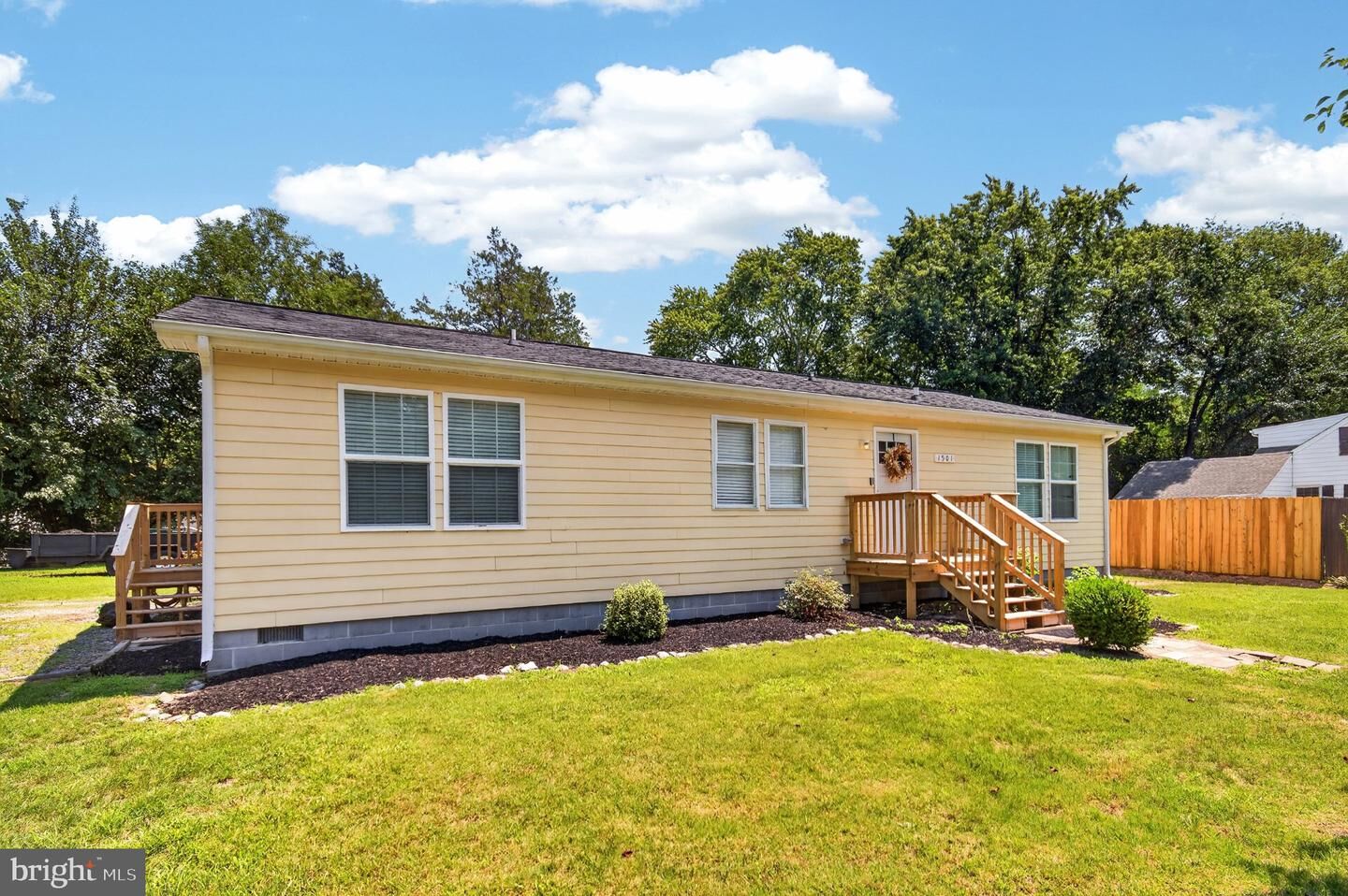 Property Photo: 1501 Laurel Drive MD 21804