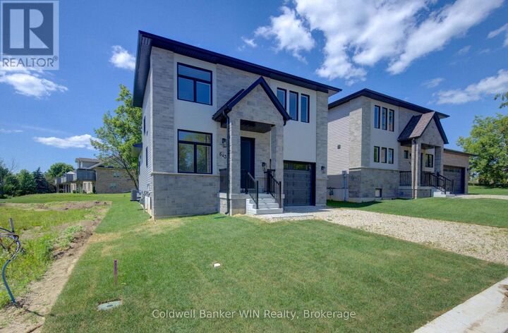 Property Photo: 643 Martin Street ON N0G 2L3