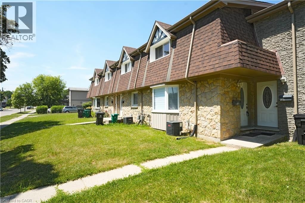 Property Photo: 136 Jansen Avenue ON N2A 2L7