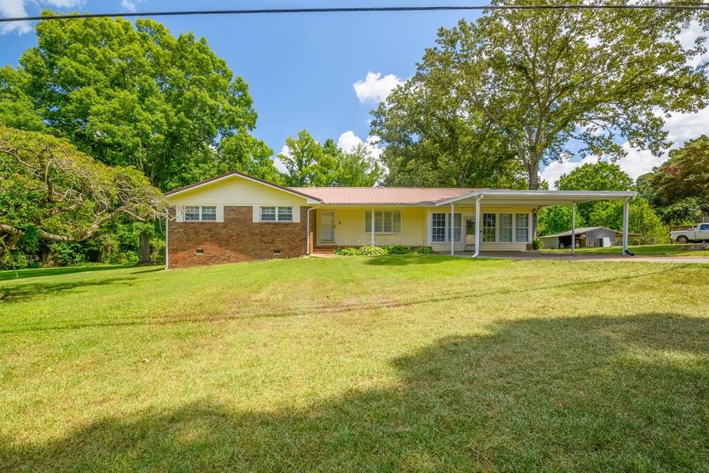 Property Photo: 1116 Beaverdale Road GA 30721
