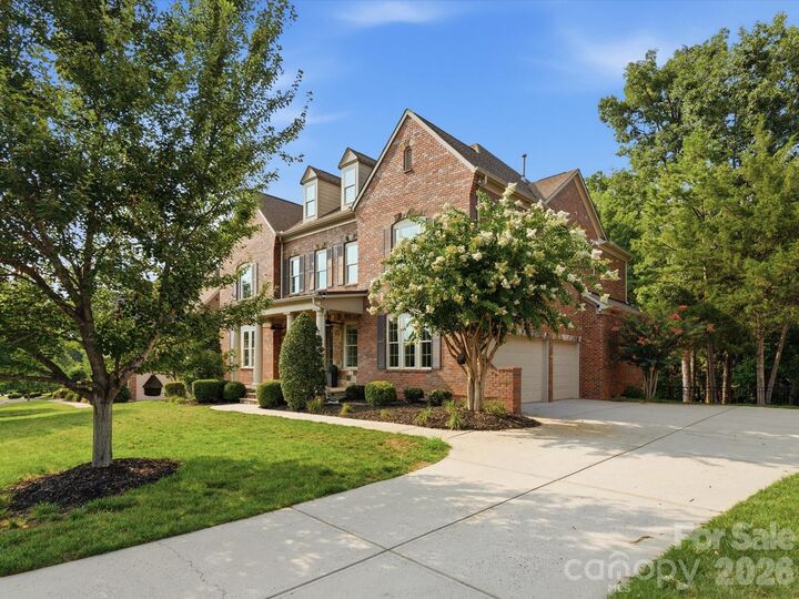 Property Photo:  1004 Viscount Drive  NC 28104 