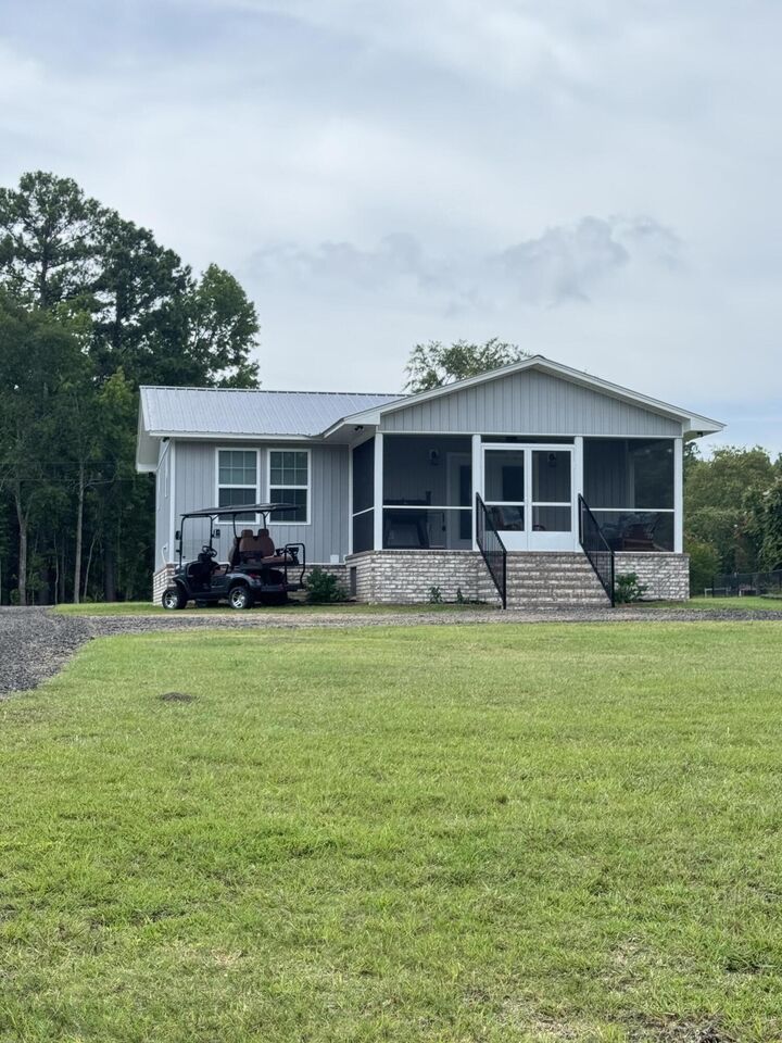 Property Photo: 1609 Hudson Road SC 29148