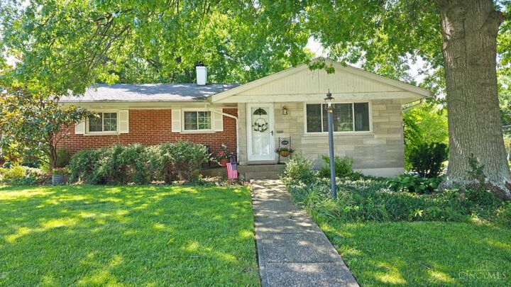 Property Photo: 5615 Sprucewood Drive OH 45239