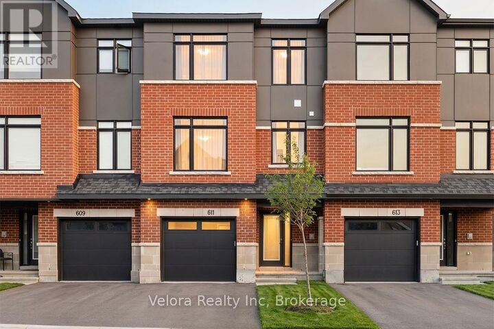 Property Photo: 611 Knotridge Street ON K1W 0M3