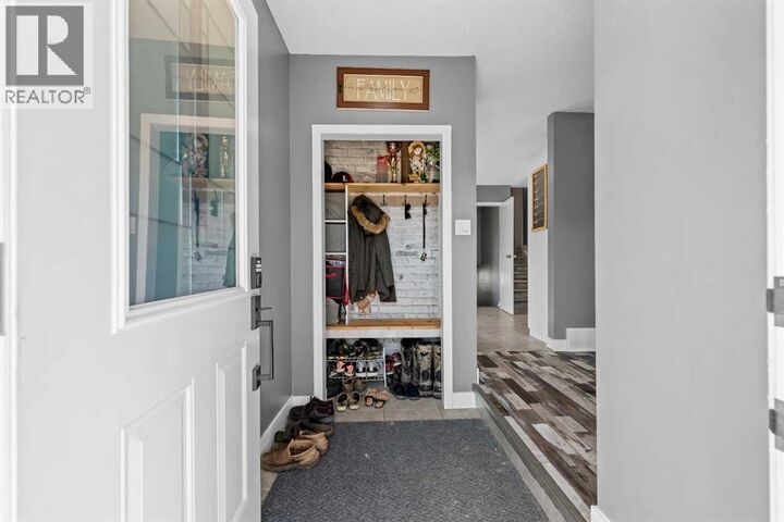 Property Photo: 4508 30A Close SK S9V 1X7