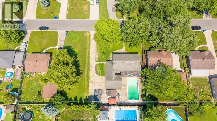 Property Photo:  2605 Askin Avenue  ON N9E 3H8 