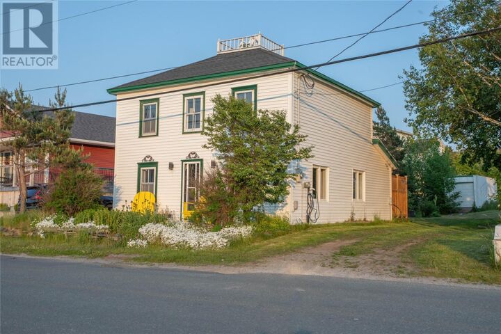 364 Seaforest Road — photo 1