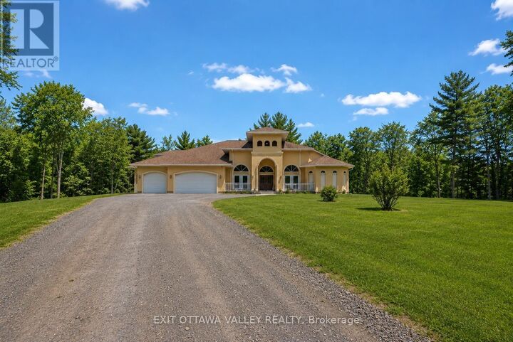 Property Photo:  740 Walford Road  ON K8A 6W5 