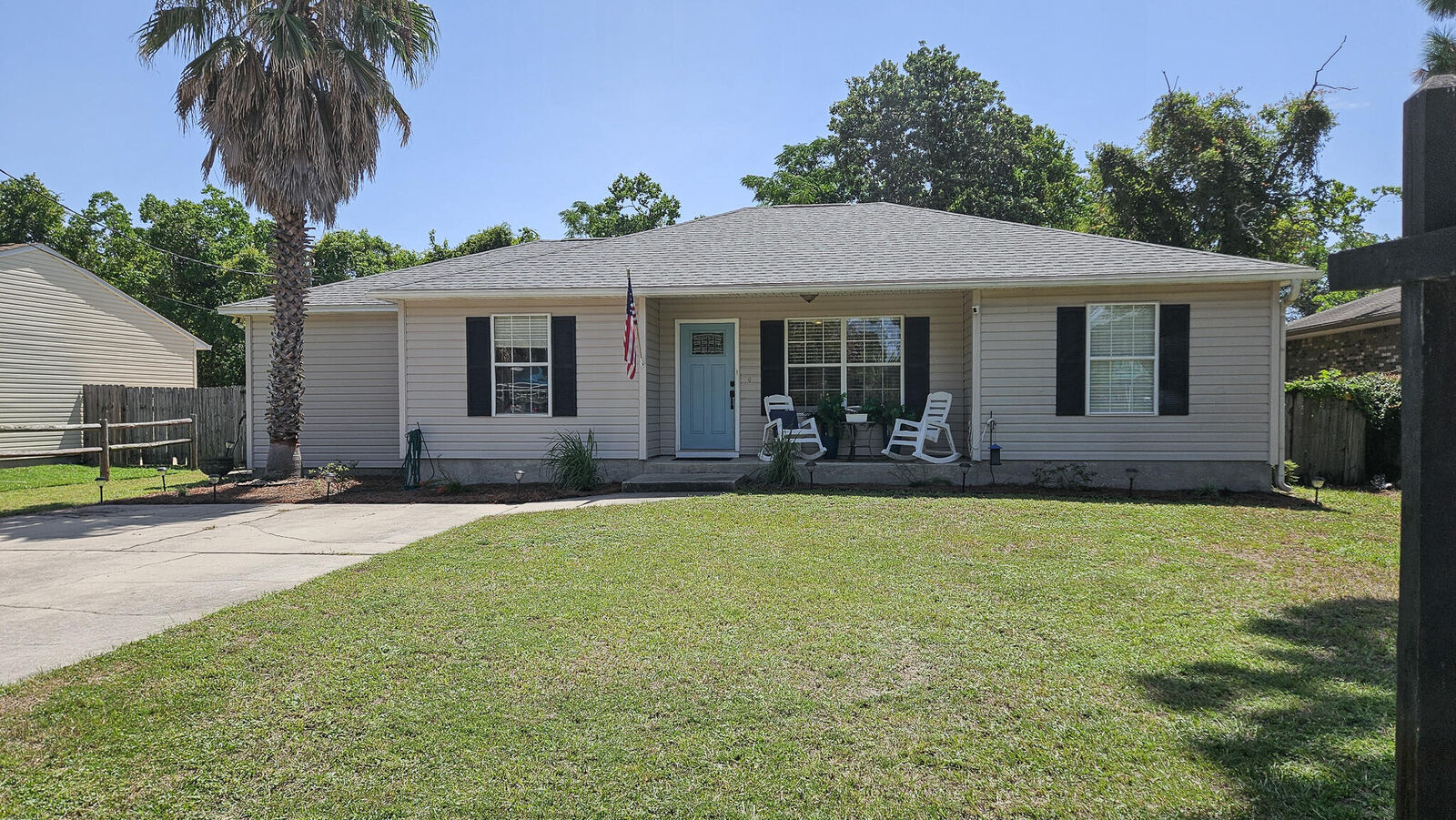 Property Photo:  103 SW Cowrie Avenue  FL 32548 
