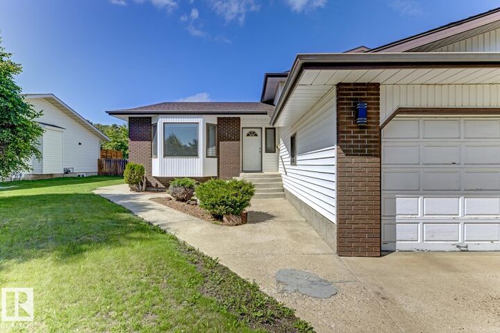 Property Photo: 118 Aspen Avenue AB T9A 3G7