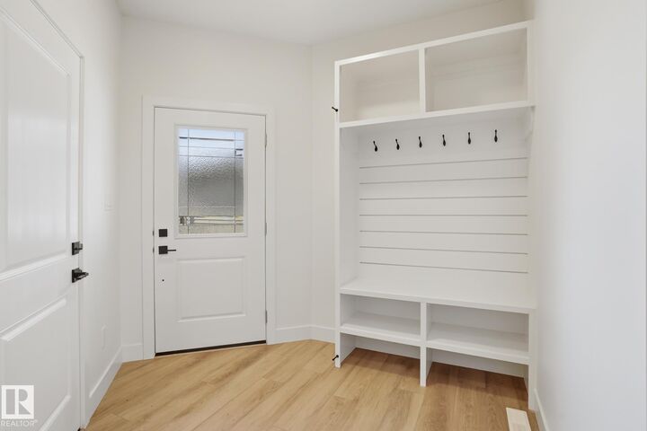 Property Photo: 102 Spring Link AB T7X 2X7