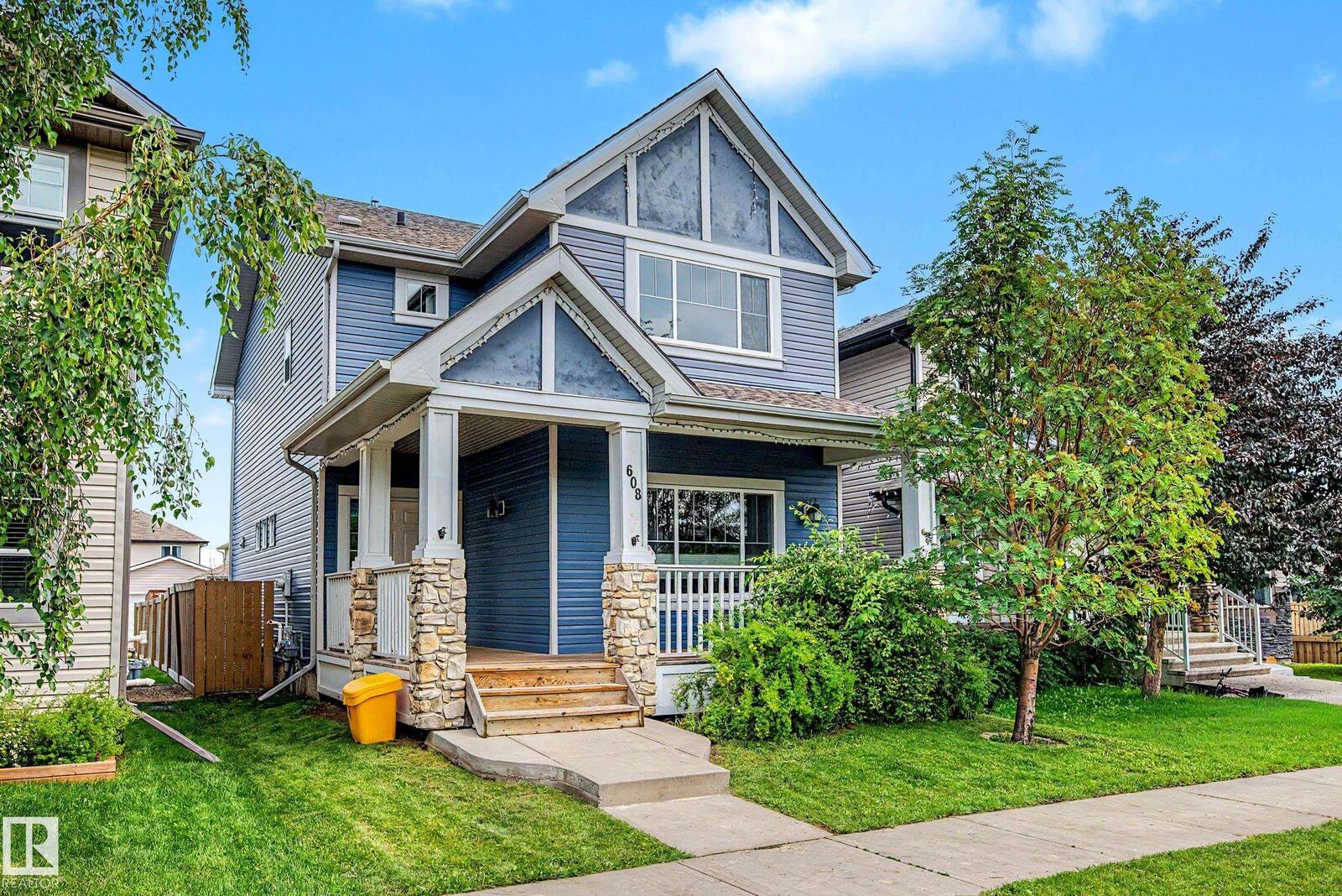 Property Photo: 608 McDonough Link NW AB T5Y 0M8