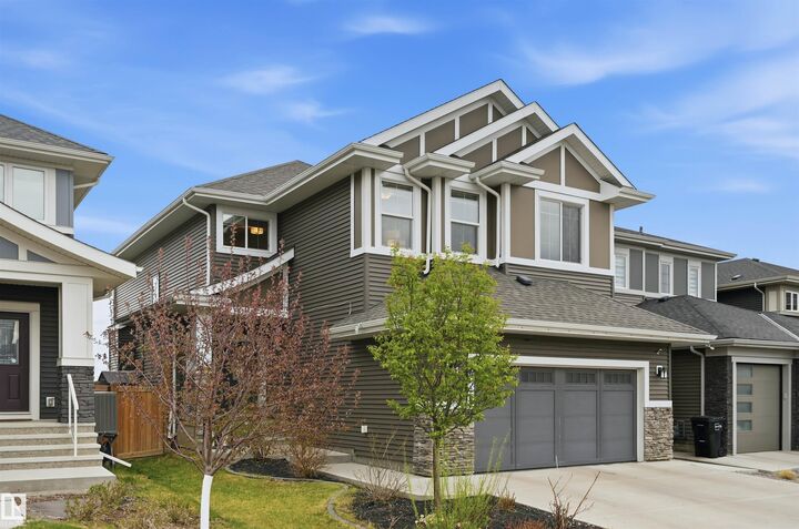 Property Photo: 6615 Knox Place SW AB T6W 4A1