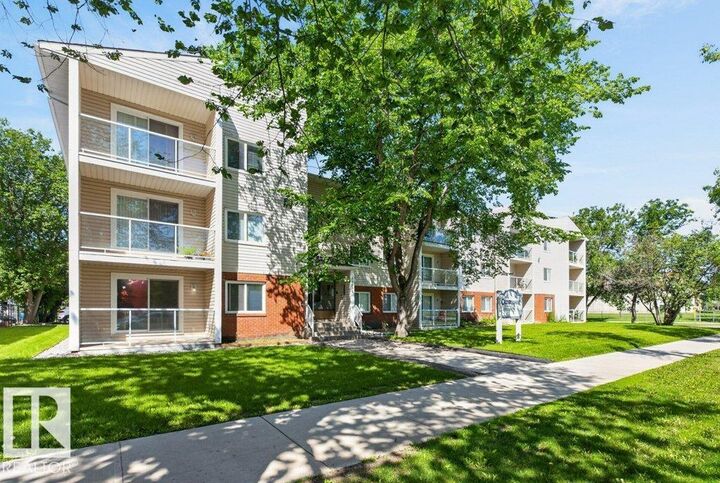 Property Photo:  10842 107 Street NW 203  AB T5H 2Z3 