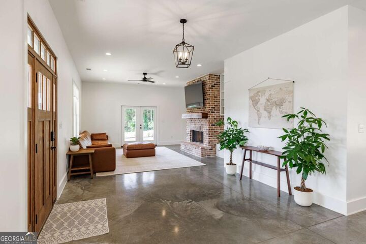 Property Photo: 3612 Athens Highway GA 30642