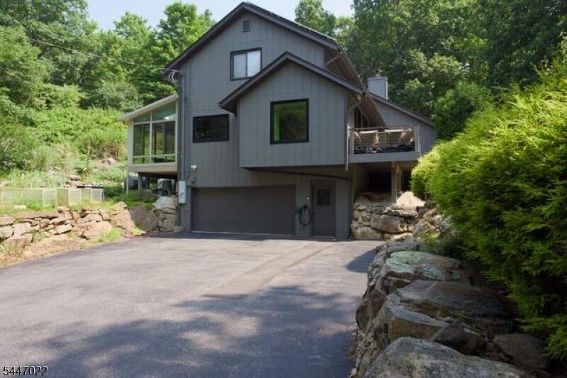 Property Photo: 329 Glen Rd NJ 07871