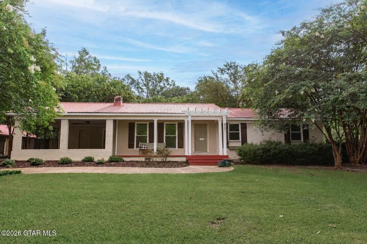Property Photo: 638 Sunset Drive MS 39759