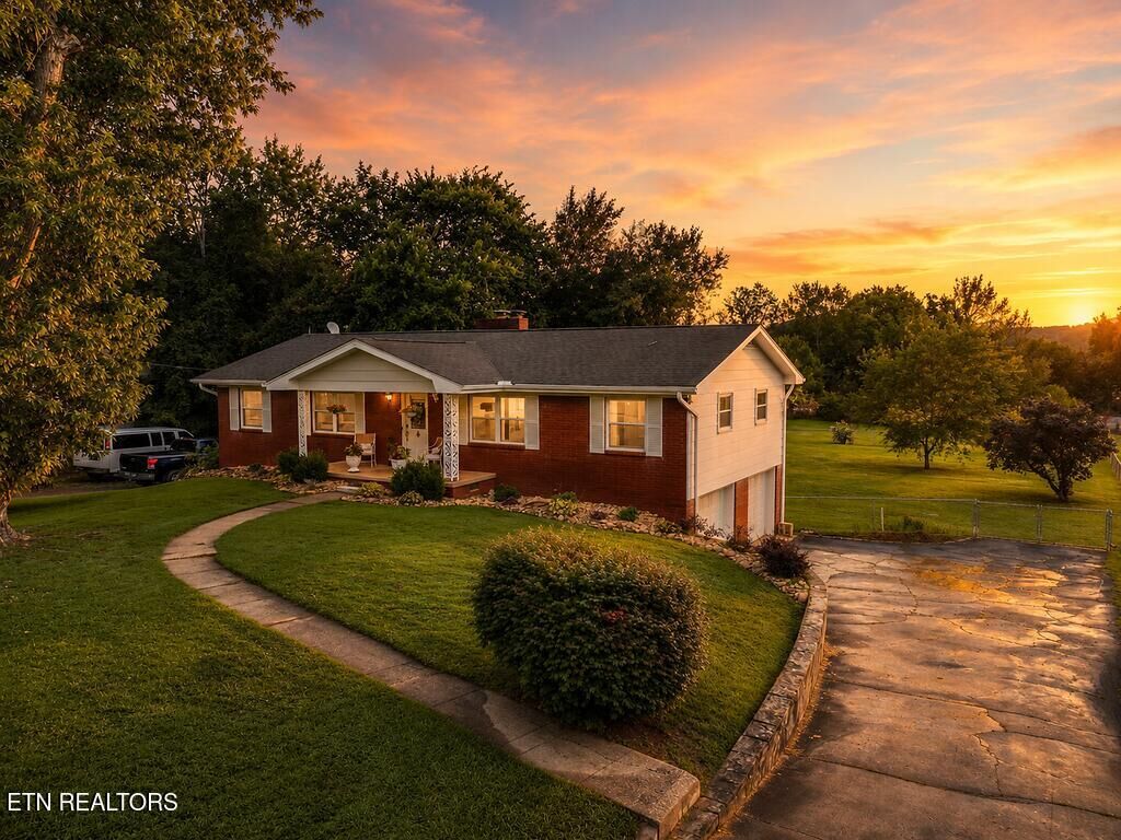 Property Photo: 6332 Trailhead Circle TN 37920