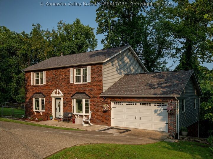Property Photo:  1231 Thomas Road  WV 25303 