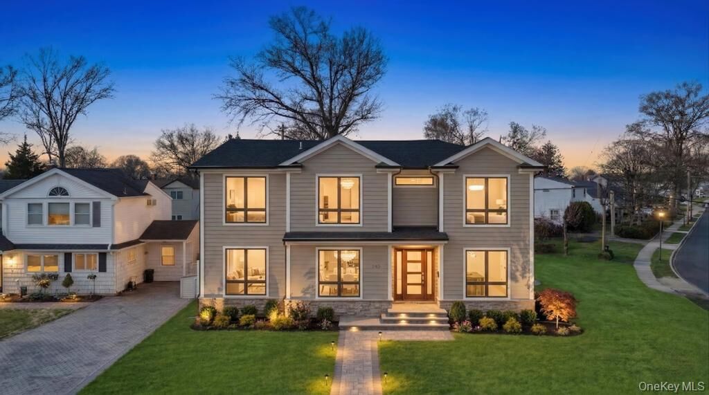 Property Photo:  2 Poppy Lane  NY 11756 