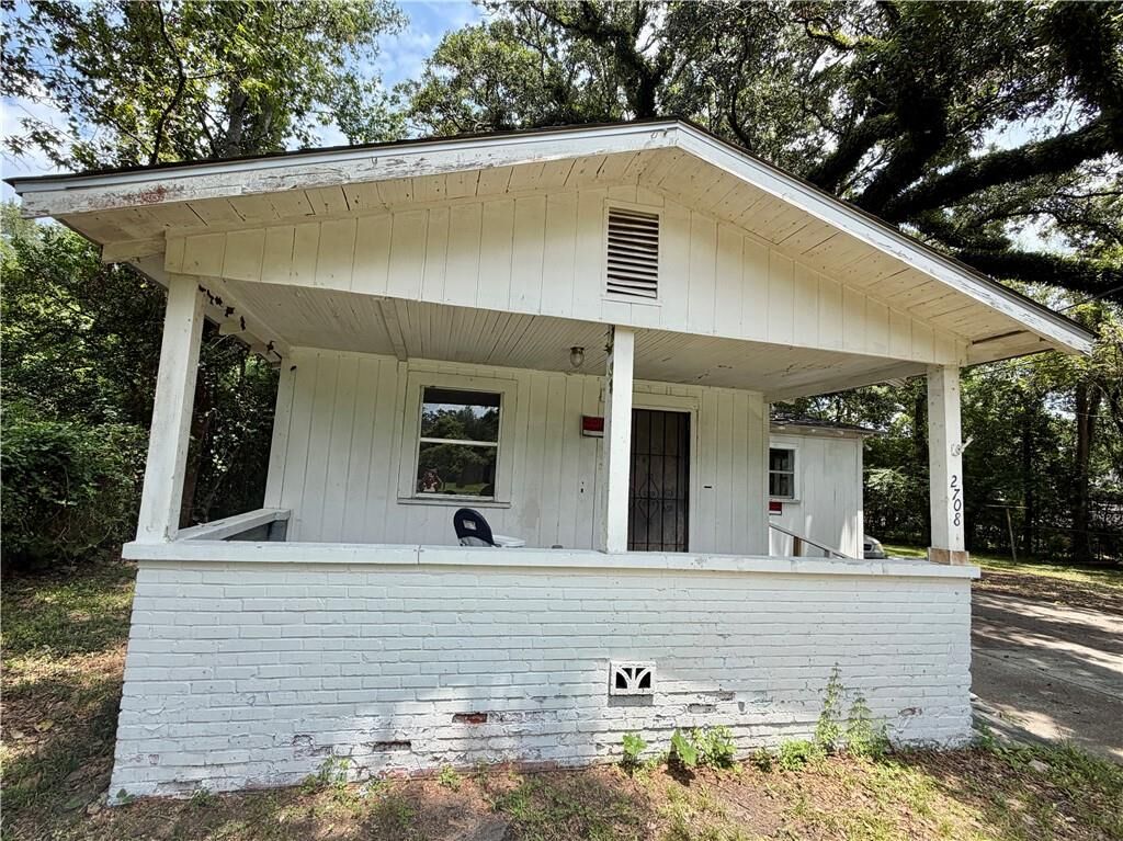 Property Photo:  2708 Edgewood Street  AL 36607 