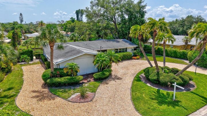 Property Photo: 3807 Jaffa Drive FL 34239