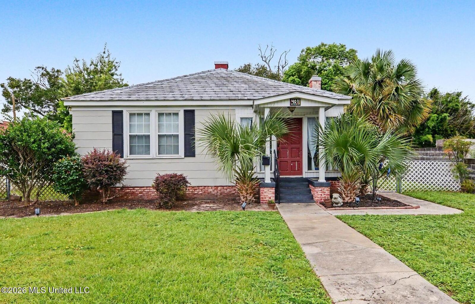 Property Photo:  401 Porter Avenue  MS 39530 