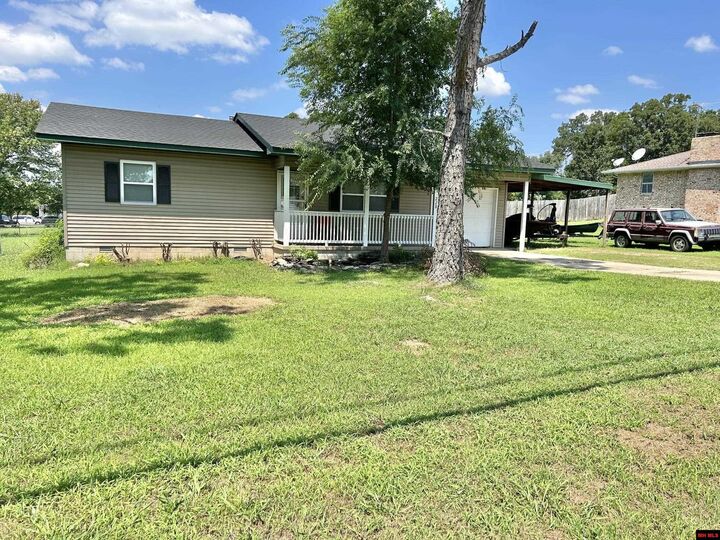 Property Photo:  228 S School Street  AR 72635 