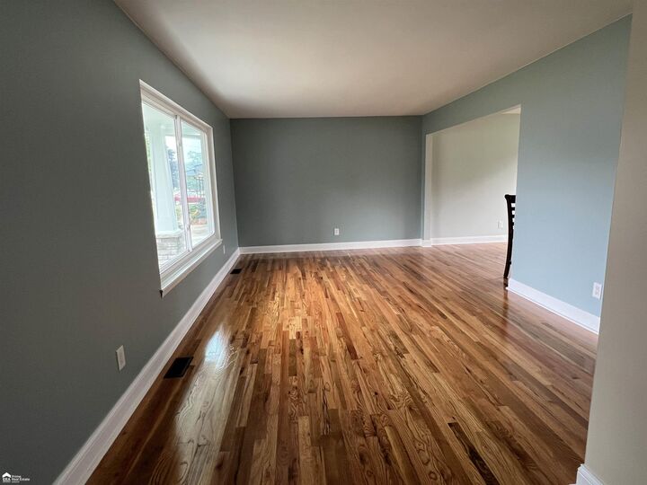 Property Photo:  1173 Highgate Drive  MI 48507-3741 