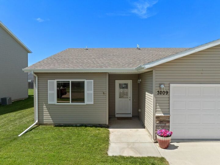 Property Photo:  3209 Kodiak St NW  ND 58703 