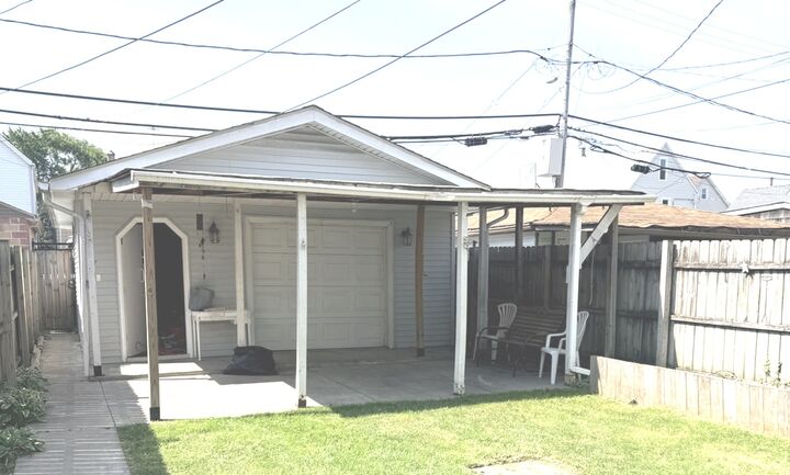 Property Photo:  3309 W 38th Place  IL 60632 