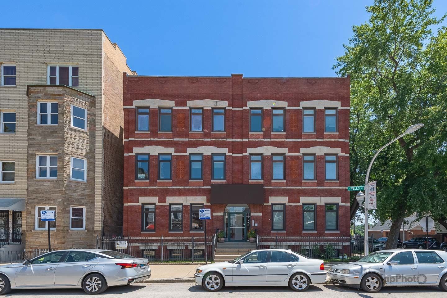 Property Photo: 2841 S Wells Street 1W IL 60616