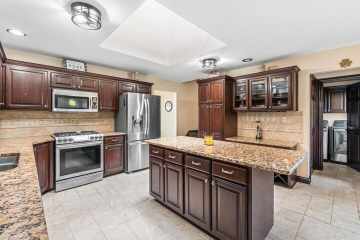 Property Photo: 17500 Brook Hill Drive IL 60467
