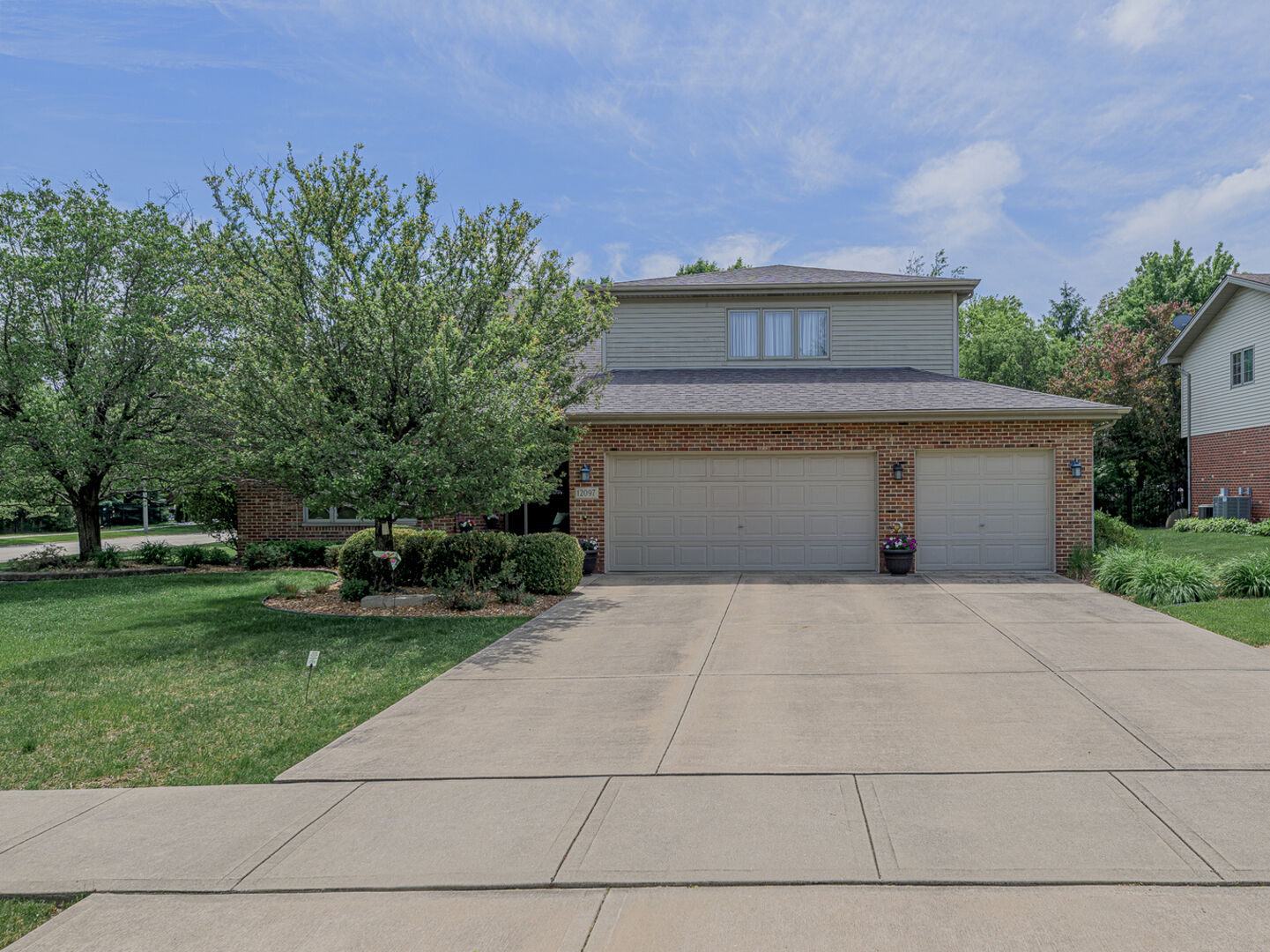 Property Photo: 12097 Heinecke Drive IL 60448