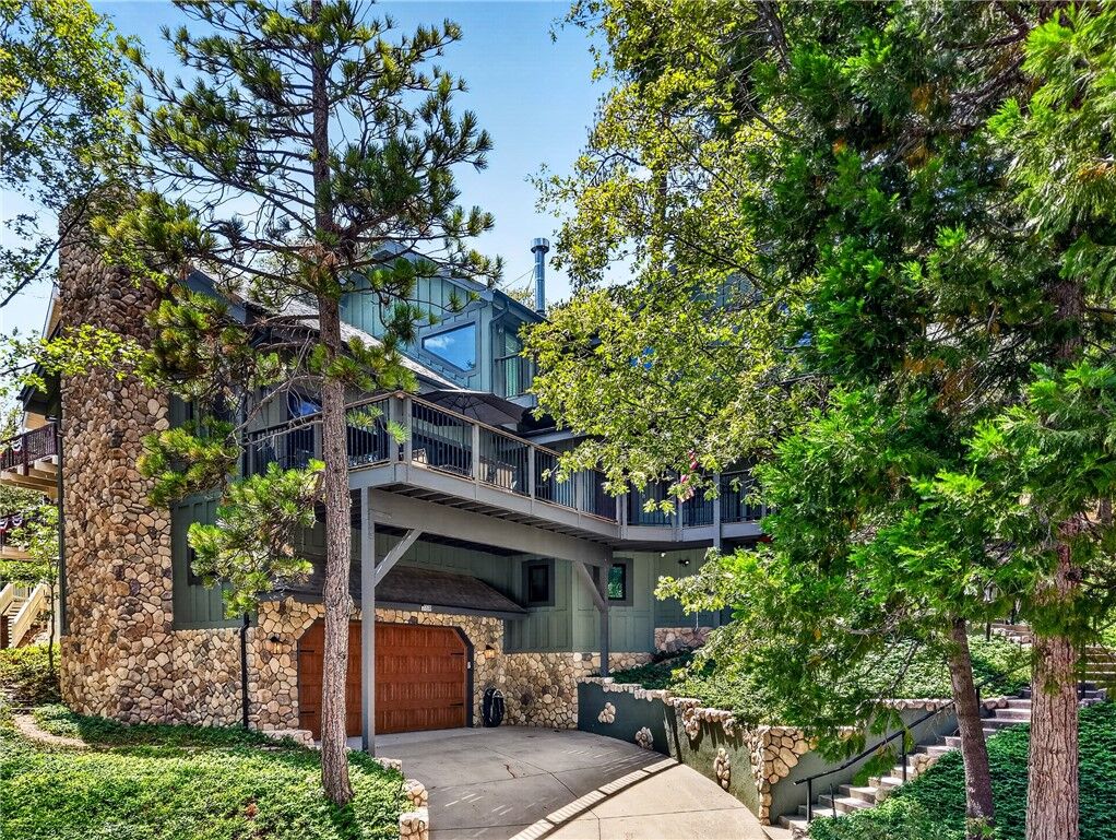 Property Photo: 27514 W Shore CA 92352