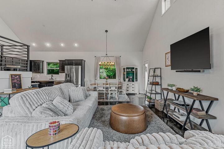 Property Photo: 6017 Prairie Meadow Cove AR 72404