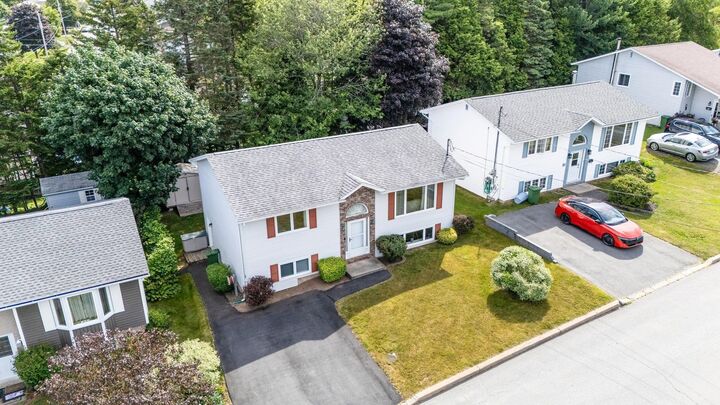 Property Photo: 25 Sawyer Crescent NS B4E 2T5