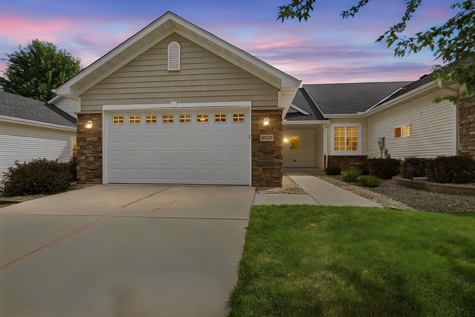 Property Photo: 1023 Woodland Drive MN 55033