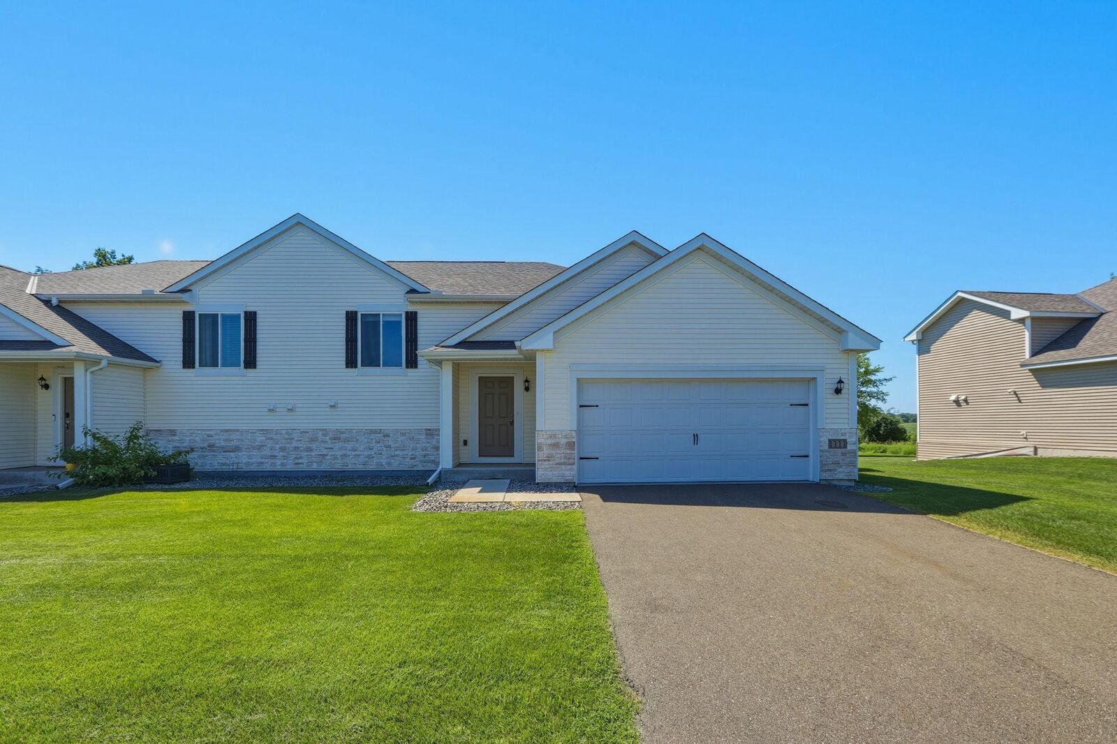 Property Photo:  1111 Natalie Avenue  MN 55363 