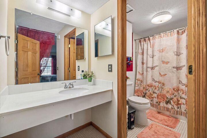 Property Photo: 4512 Cedar Lake Road S 3 MN 55416