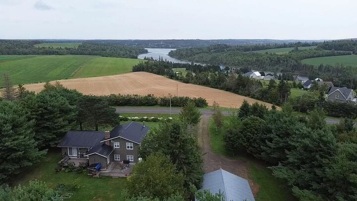 Property Photo: 1524 Fountain Road PE C0B 1M0