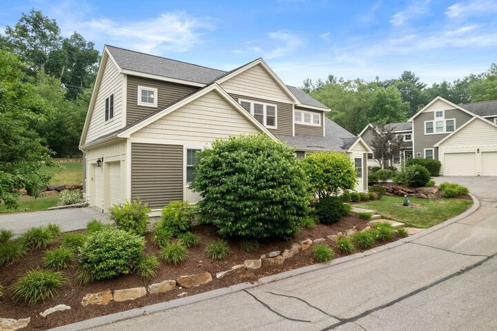 Property Photo: 3 McGill Ct 3 MA 01748