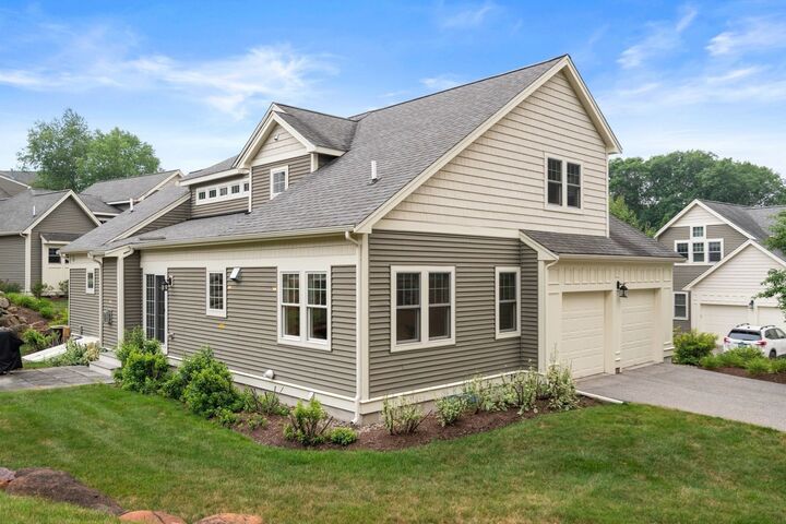 Property Photo: 3 McGill Ct 21-4 MA 01748