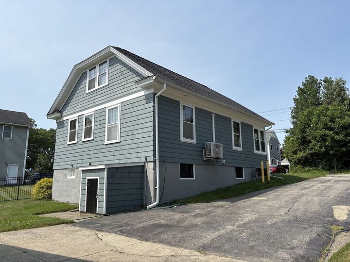 Property Photo: 202 Lincoln MA 02771