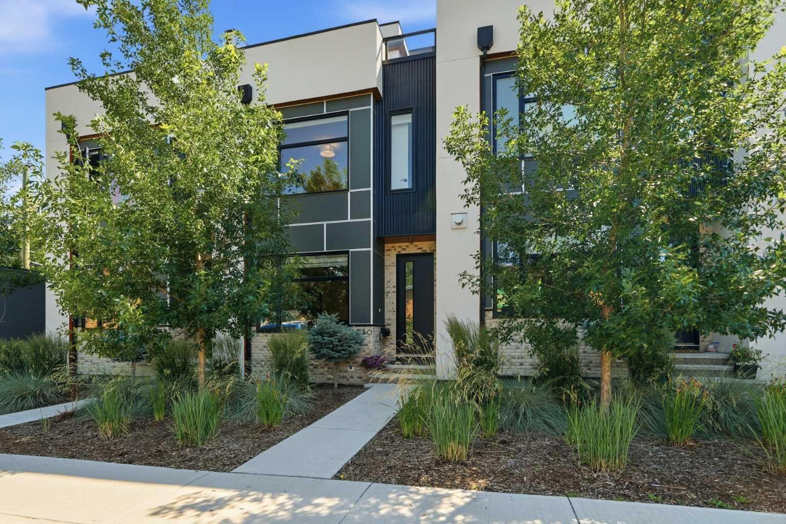 Property Photo: 3250 18 Street SW AB T2T 6S5