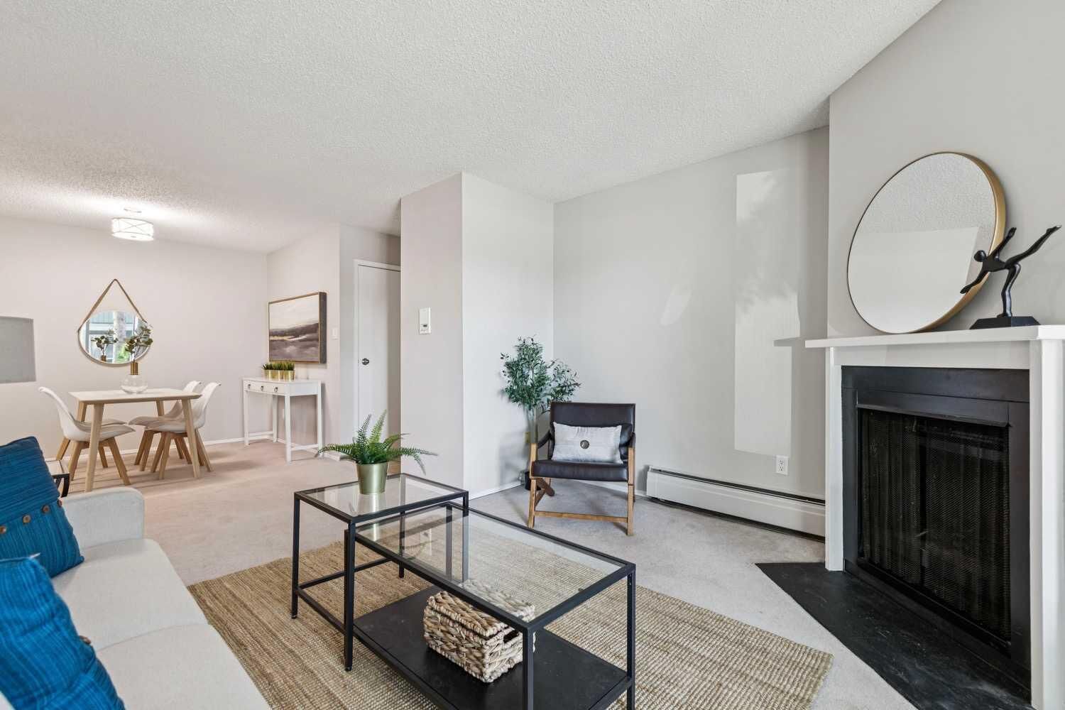 Property Photo: 315 Southampton Drive SW 5109 AB T2W 2T6